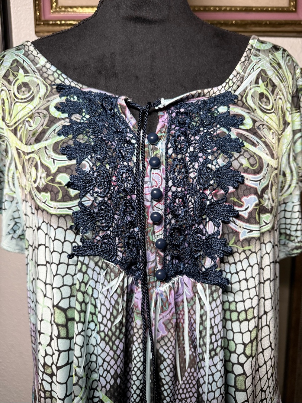 World Unity Boho Paisley Snake Print Tunic Top Lace Trim Tassel •Size L• - Picture 15 of 16